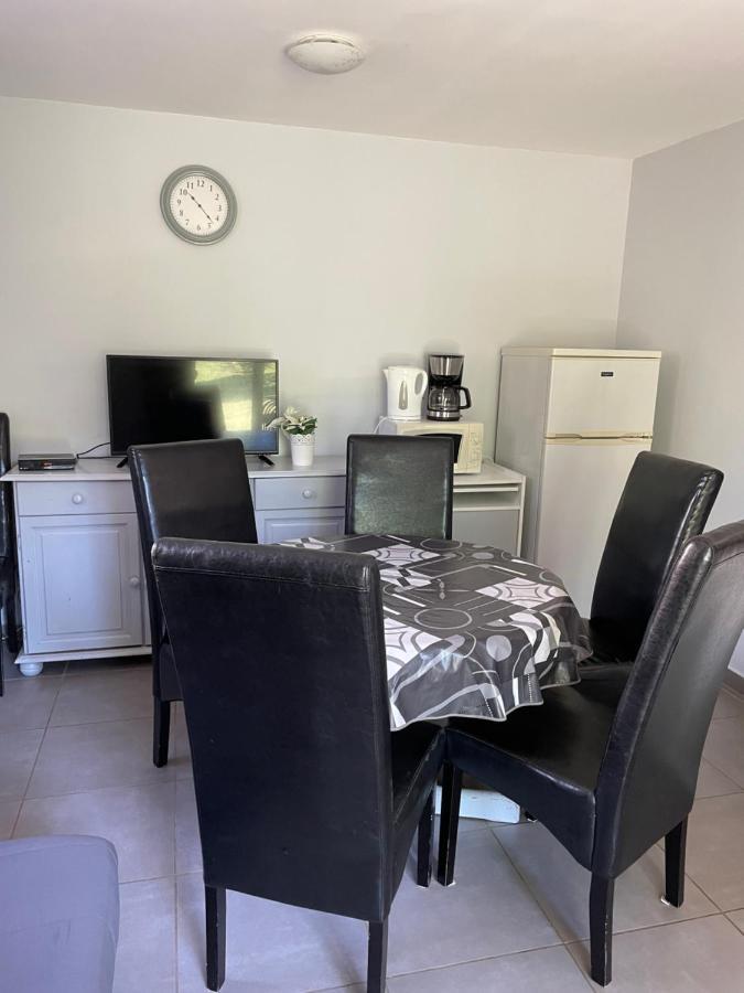 Les Maisonnettes De Bonneval Holiday home Jaujac