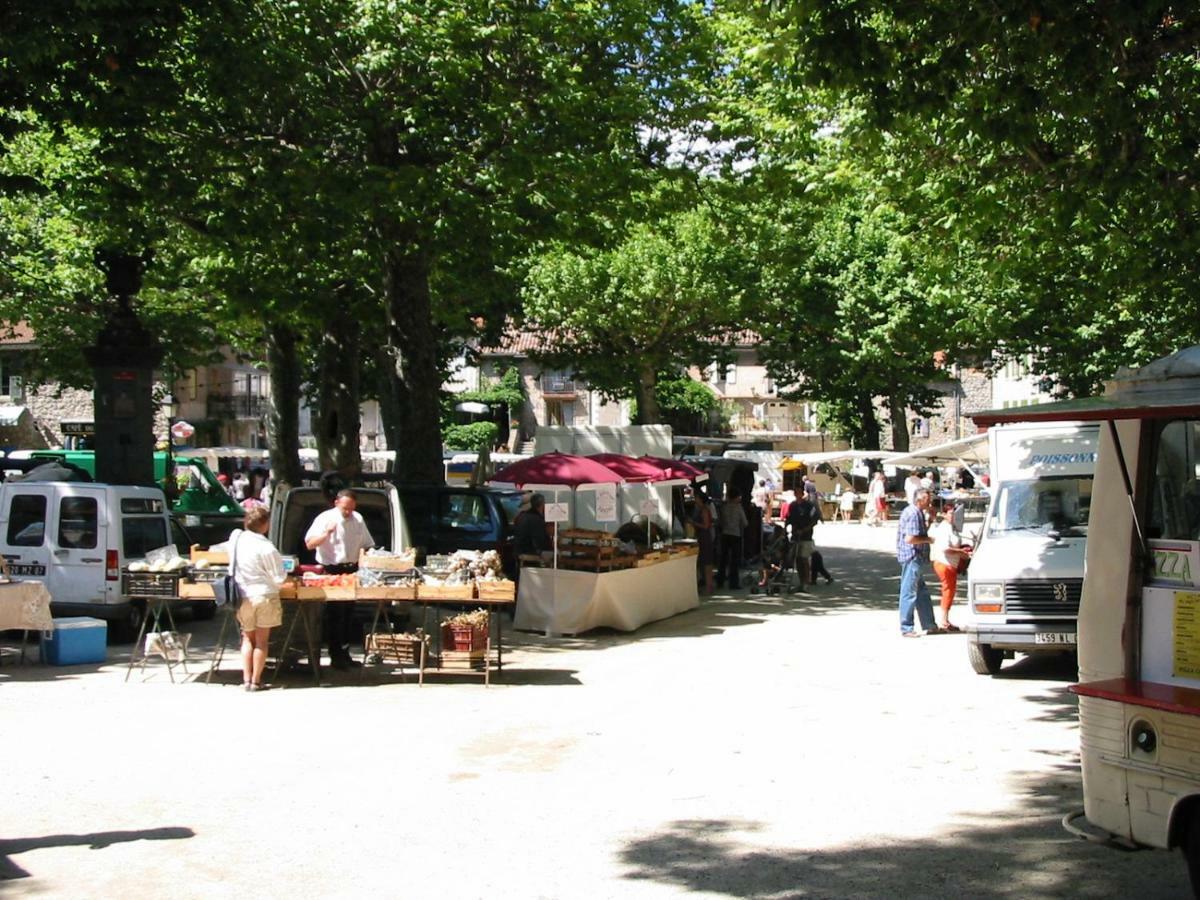Les Maisonnettes De Bonneval